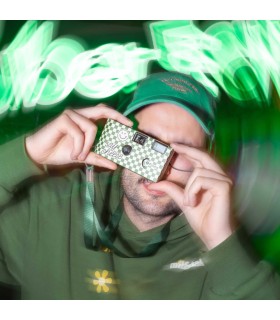 Cámara desechable “Say cheese"